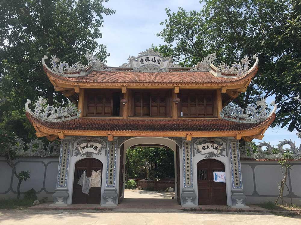 Mẫu cổng chùa Tây Phương đẹp